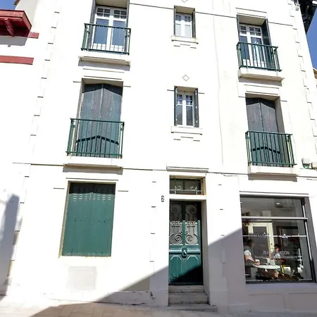 Apartament Coachella Vintage Chic In The Heart Of St Charles Biarritz